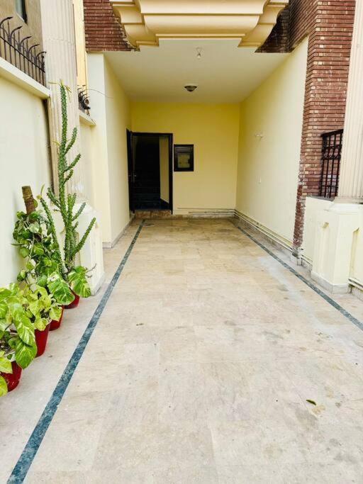 Private Villa In Lahore Exterior photo